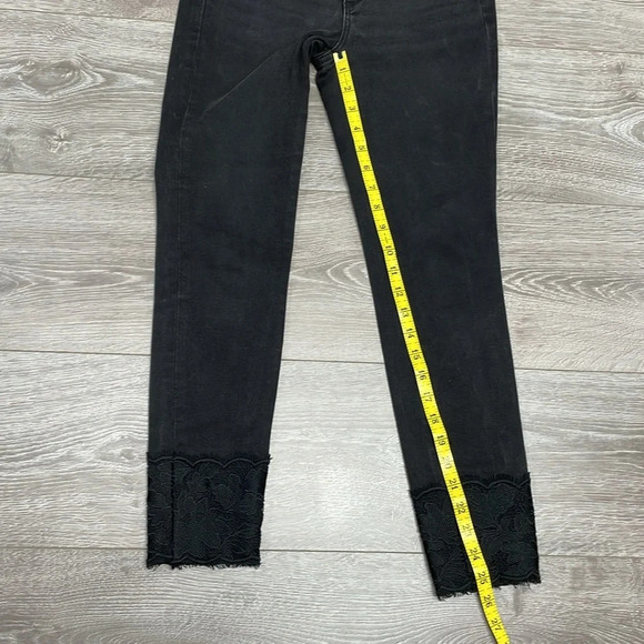 Ann Taylor Petite The Skinny Black Wash Denim Jeans with Lace Hem 2P - Picture 12 of 15